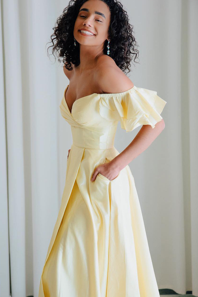 Stylish Off - Shoulder Ruffles Long Yellow Evening Prom Dress with Side Slit