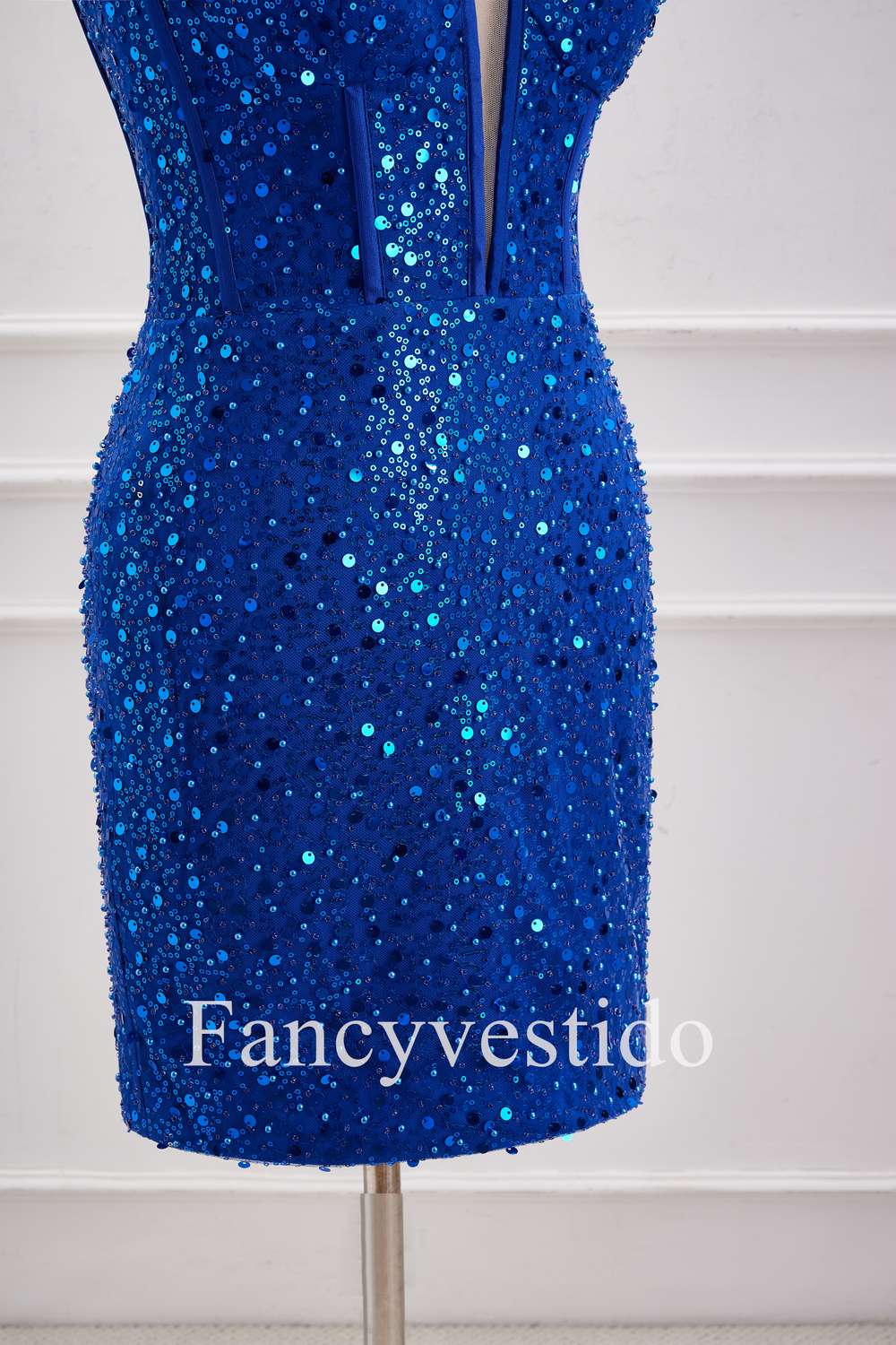 Stunning Royal Blue Sequin Plunging Neck Spaghetti Straps Tight-Fitting Homecoming Dress for Women