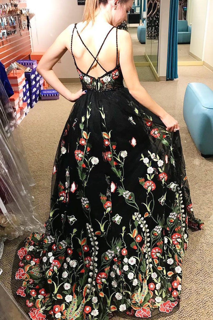 Stunning Black Floral Embroidered Evening Prom Dress for Girls