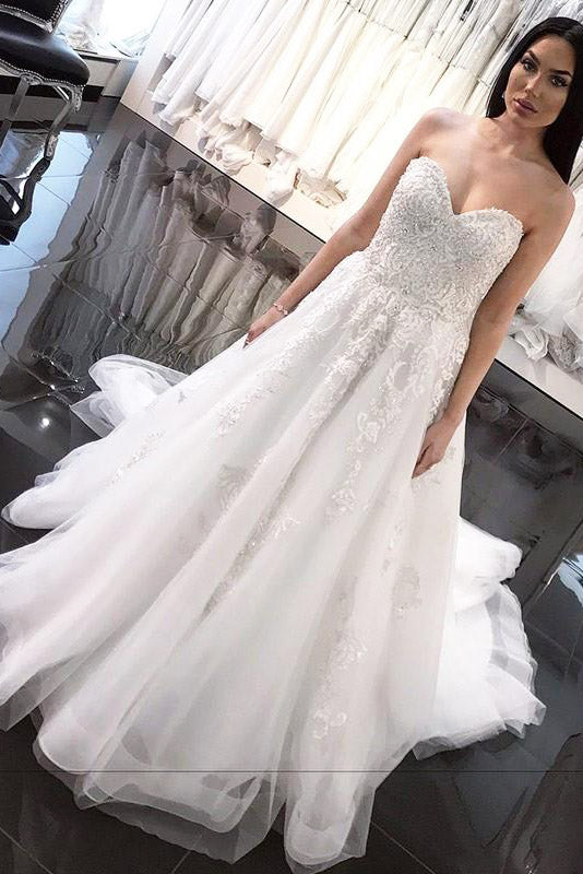 Elegant Princess-style Long A-line White Wedding Dress Adorned with Delicate Lace