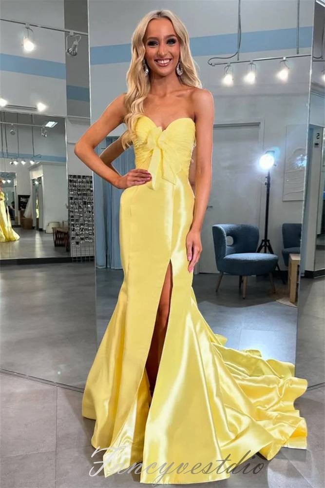 Gorgeous Strapless Mermaid Prom Dress in Blue Satin with a Charming Bow