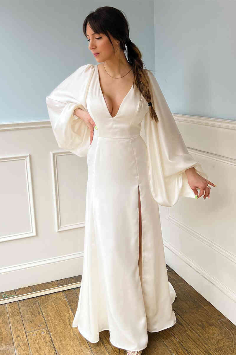 Exquisite Ivory Plunging V-Neck Backless Wedding Dress with Sleeves for Brides