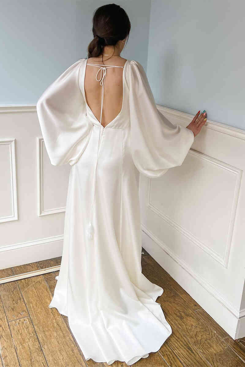 Exquisite Ivory Plunging V-Neck Backless Wedding Dress with Sleeves for Brides