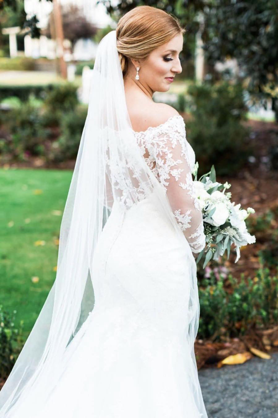 Elegant Long - Sleeved Princess Mermaid White Lace Wedding Dress