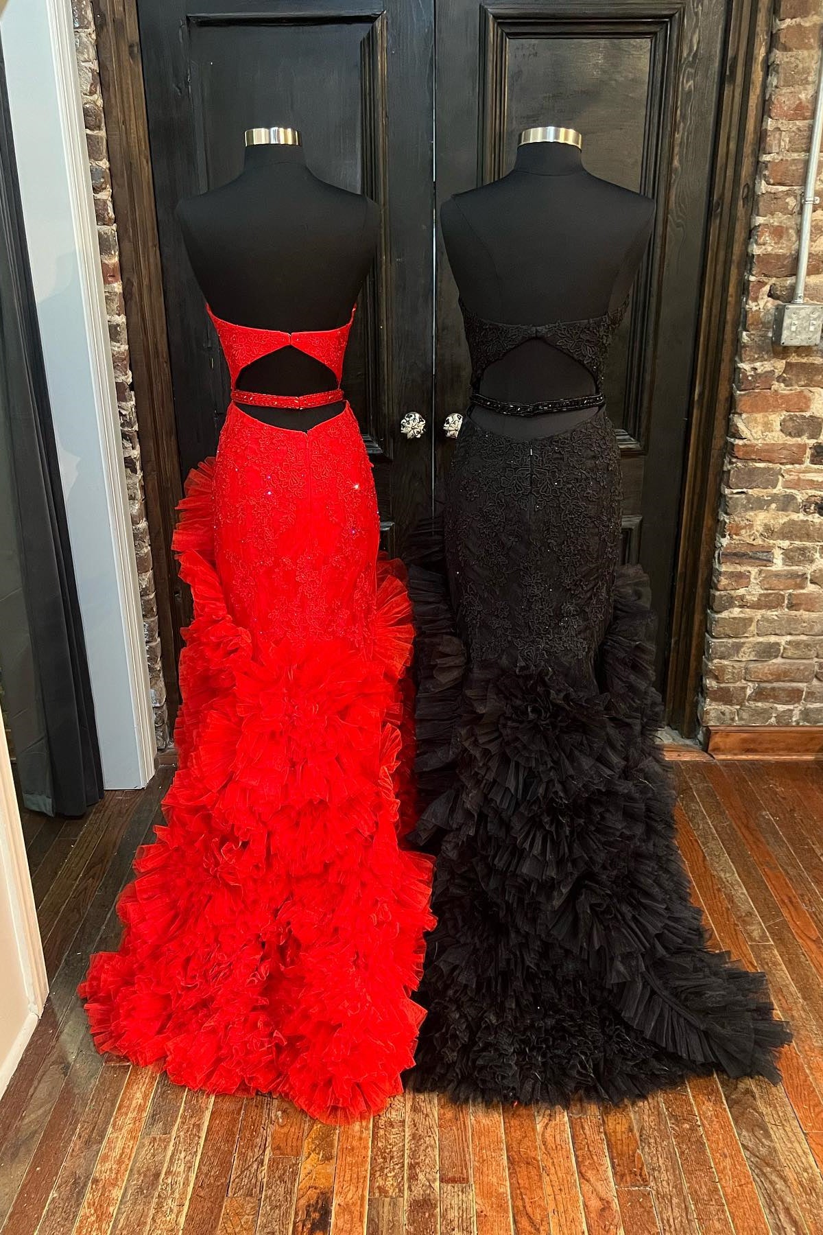 Exquisite Strapless Cut-Out Back Ruffle Layers Mermaid Style Evening Prom Dress for Women
