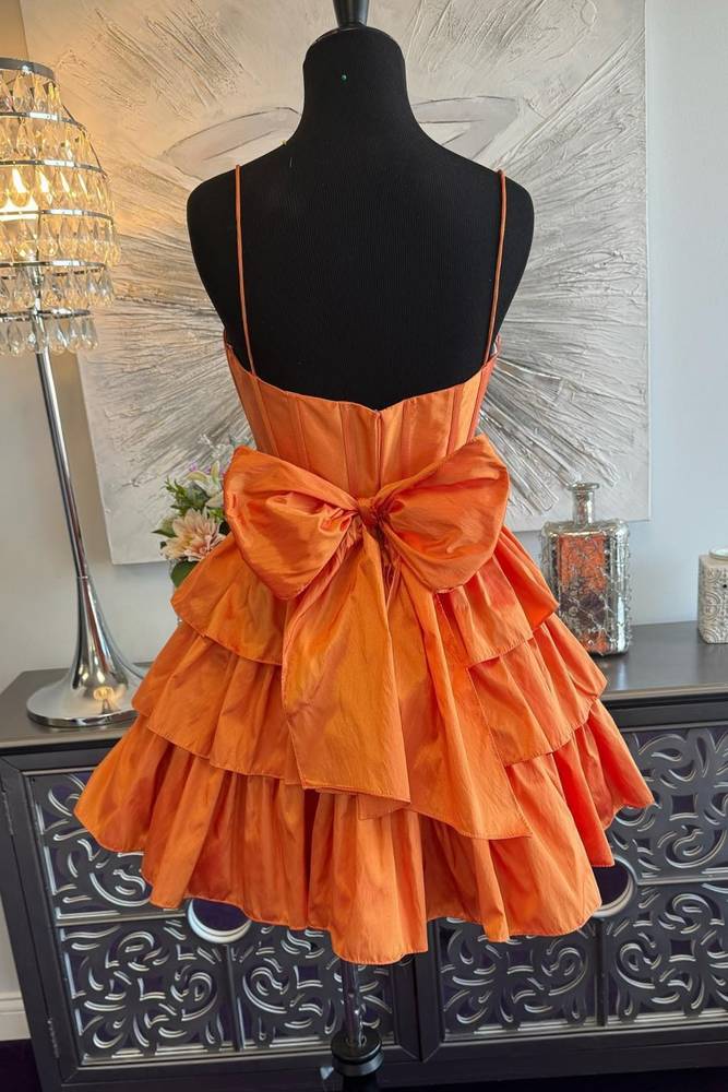 Strap-Designed A-Line Ruffled Homecoming Dress Adorned with a Bow