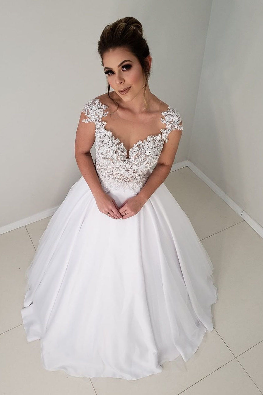 Elegant Princess A-line White Wedding Dress with Cap Sleeves and Lace