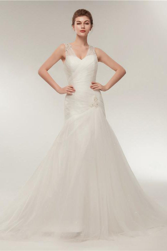 Exquisite Princess-Style Long Ivory Mermaid Wedding Dress with Beaded Lace-Up Design